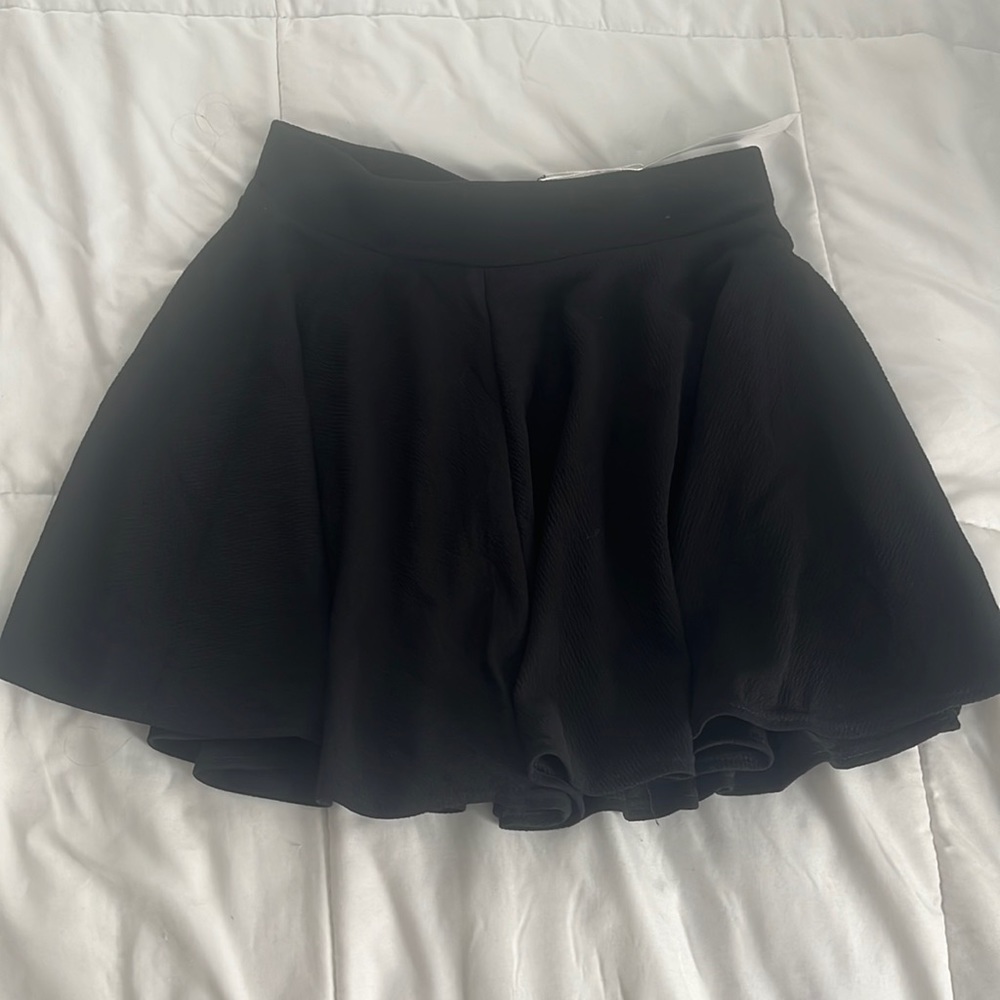 Black skirt